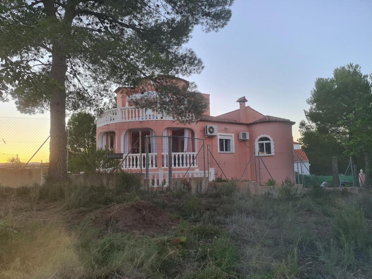 Chateau Angelique Hostal Valencia Exterior foto